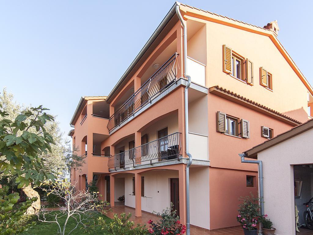 רוביני Apartments Cvek מראה חיצוני תמונה